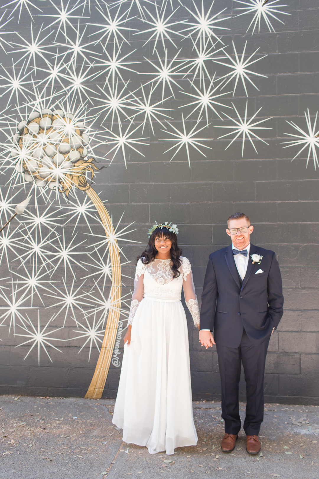 Studio 817 Wedding, Sacramento Wedding, Minimalist Wedding, dandelion mural wall wedding photos